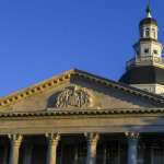 The outside of the Maryland statehouse.