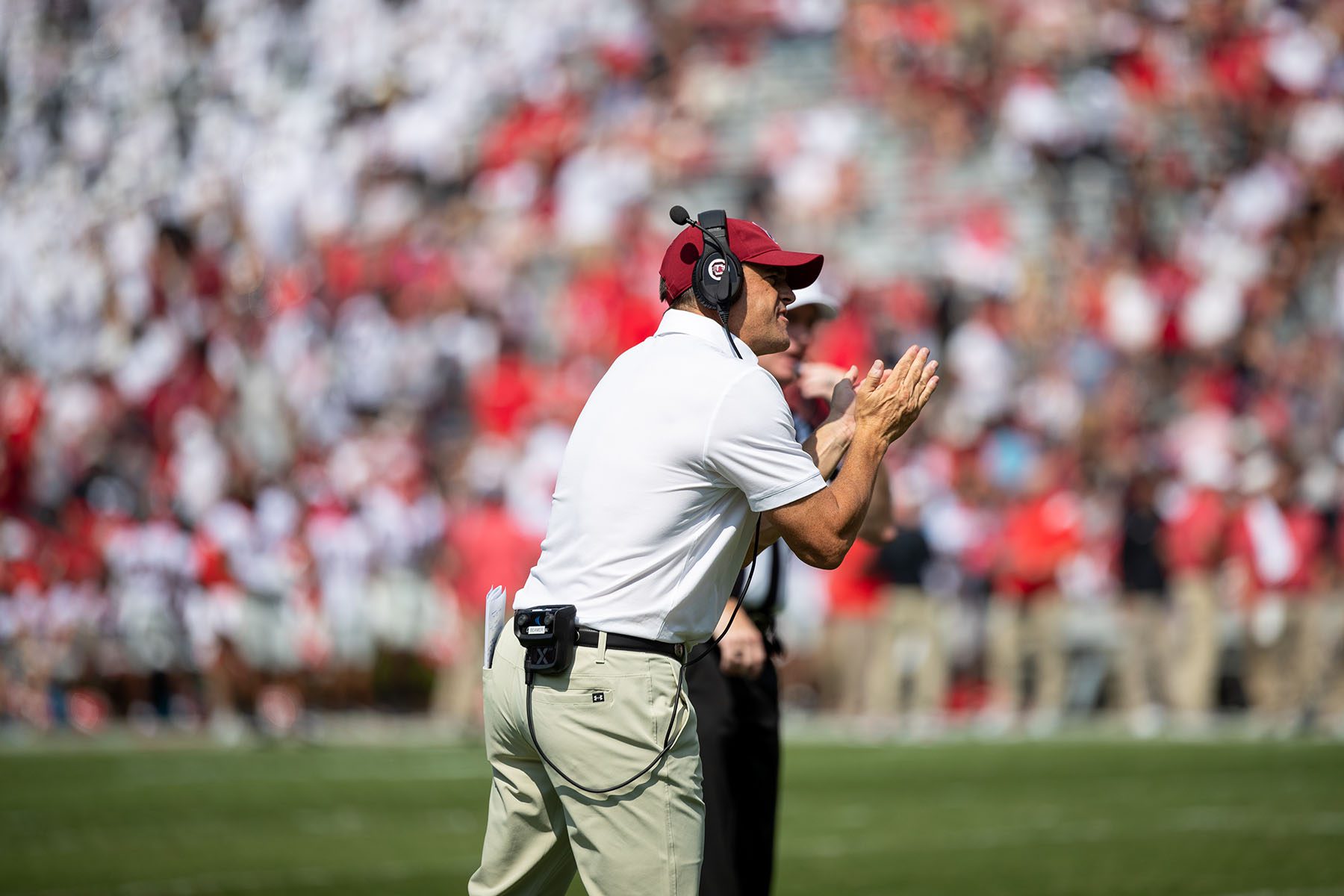 South Carolina Gamecocks Head Coach Shane Beamer tries to fire up his team during a football game against the Georgia Bulldogs