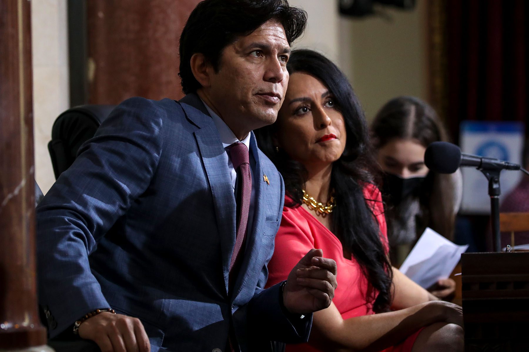 Councilman Kevin de León and Los Angeles City Council President Nury Martinez confer at city council meeting.