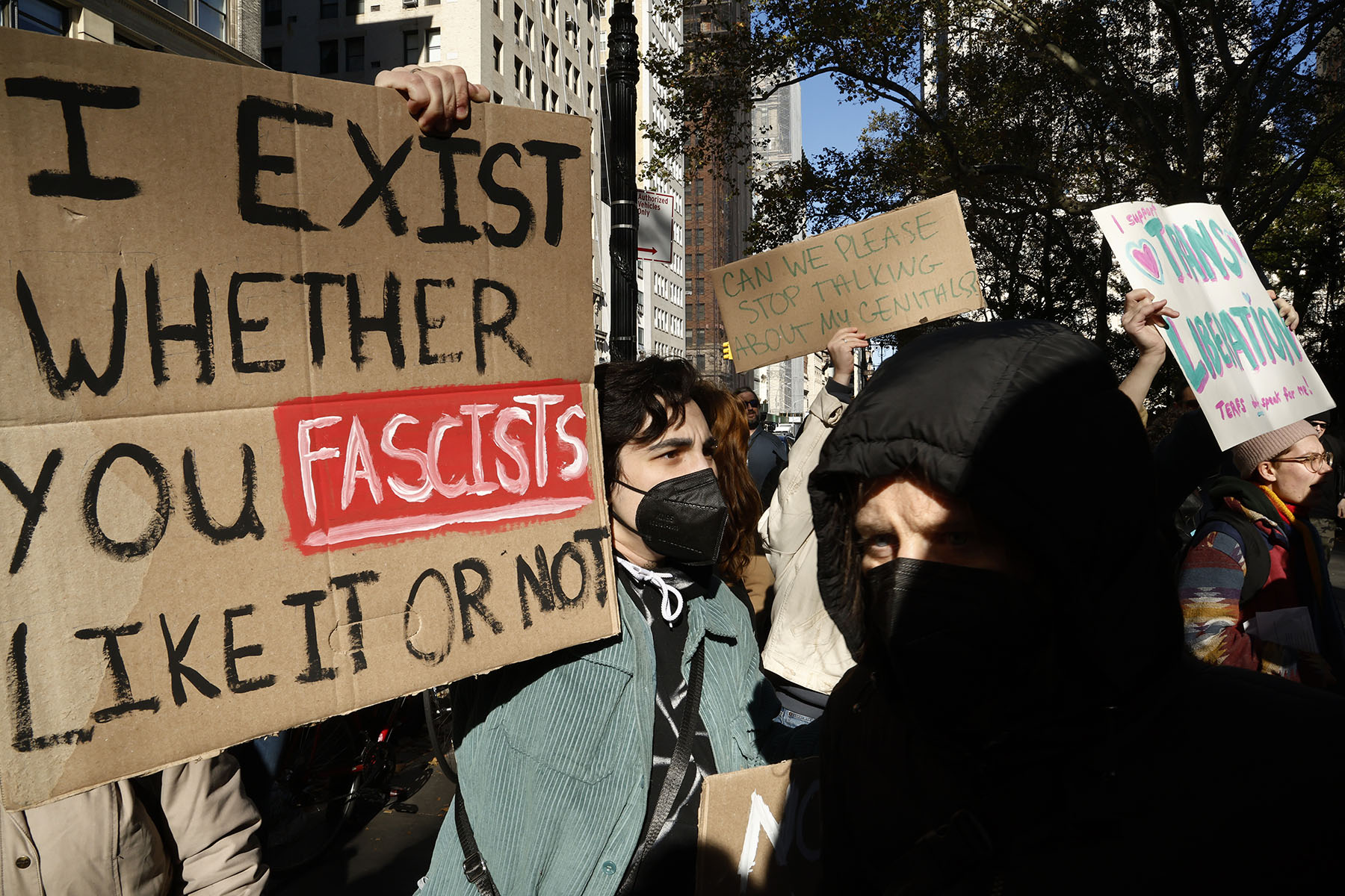 Counter protesters for transgender rights are seen at a protest opposing President Biden's 2021 executive order on Title IX and Gender Identity.