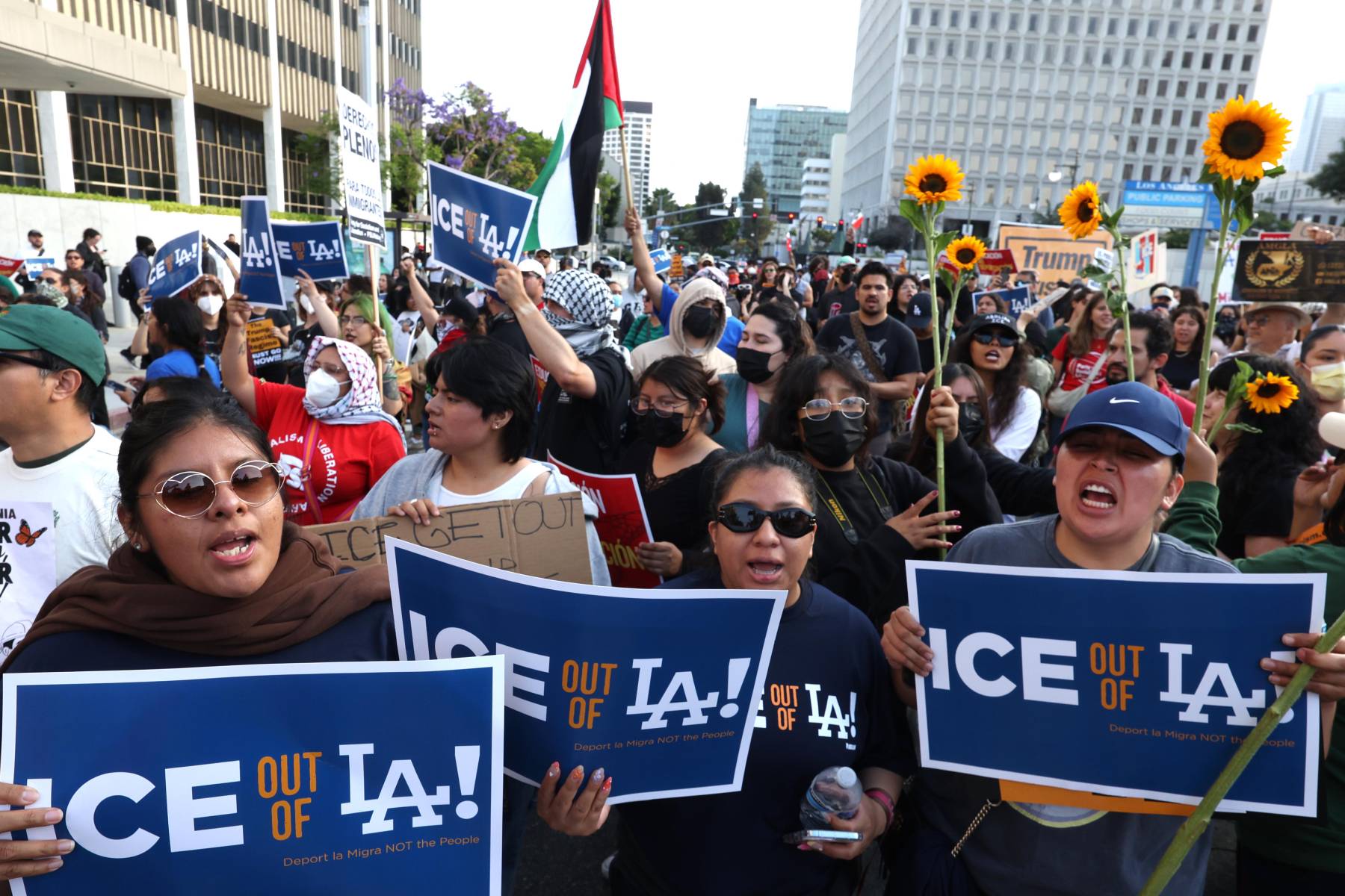 Amid ICE raids, Los Angeles schools say they'll protect graduating students